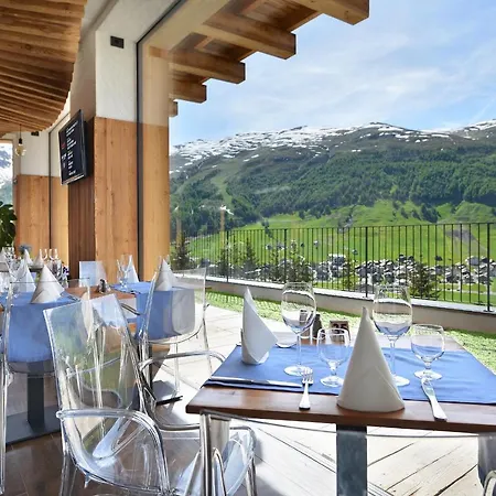 Alpen Bivio ホテル 4*