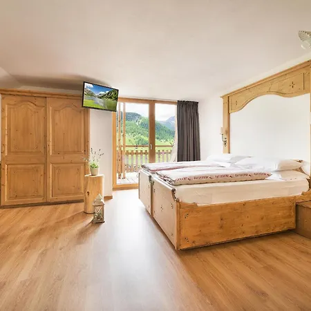 Alpen Bivio ホテル 4*